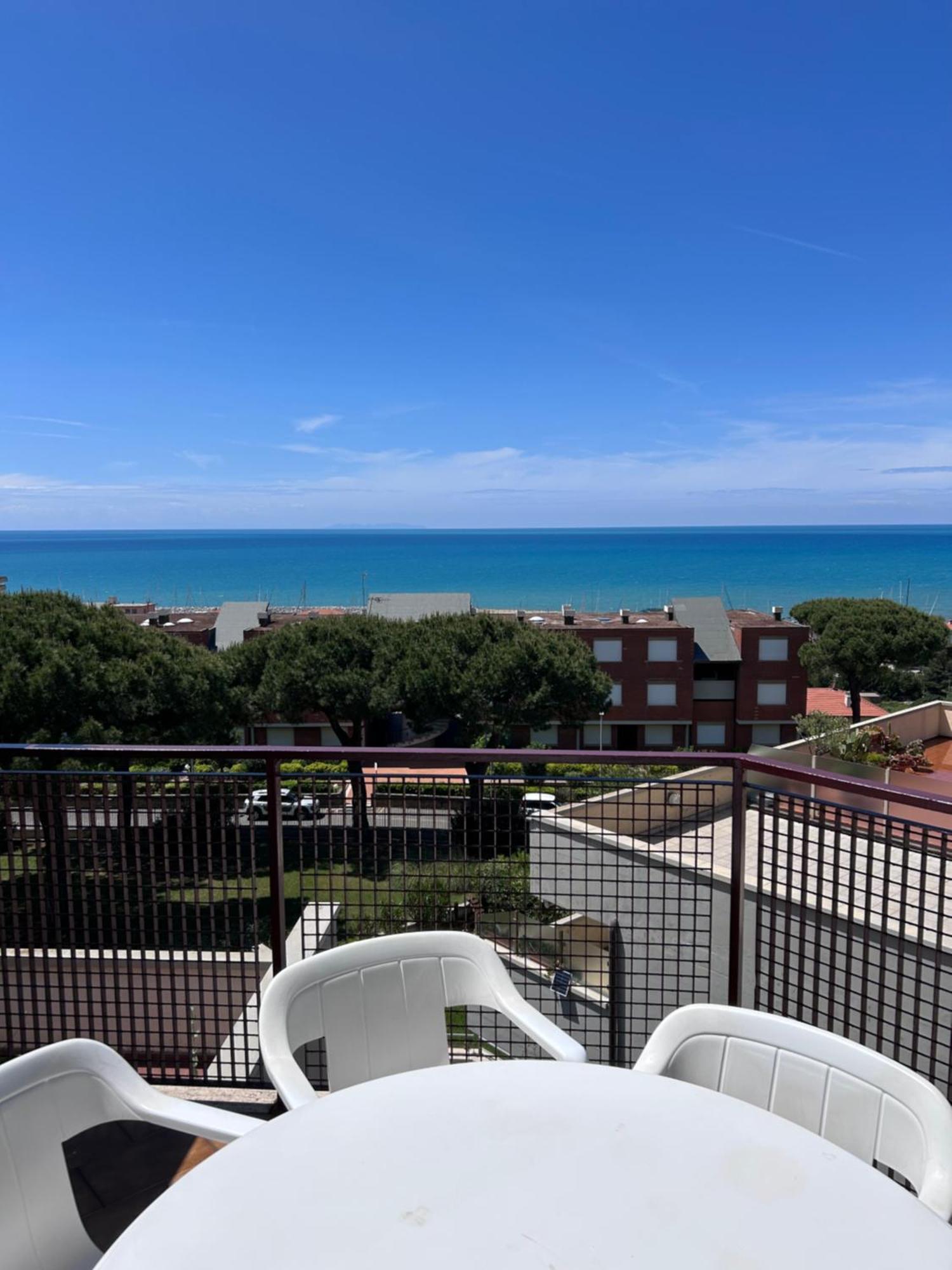 Residenze Etruria Aparthotel San Vincenzo Ngoại thất bức ảnh